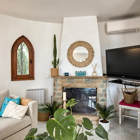 Casa Mathilda Calonge (Catalonia)